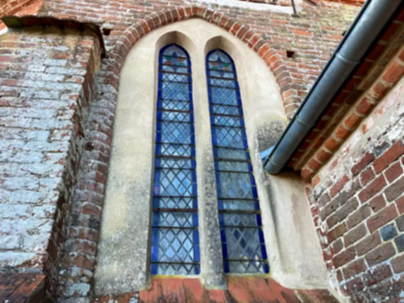 15.000 Euro für Bleiglasfenster der St. Jakob Kirche Kasnevitz