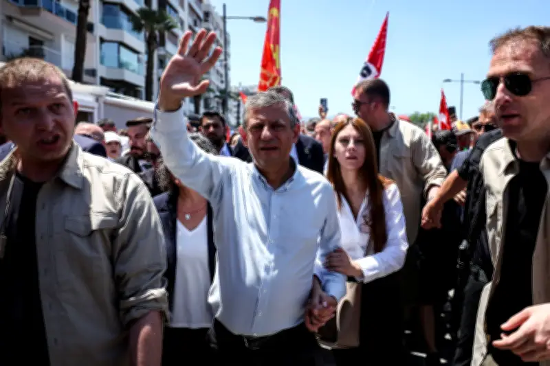 Abgesetzter CHP-Chef Özgür Özel gründet neue Partei in der Türkei