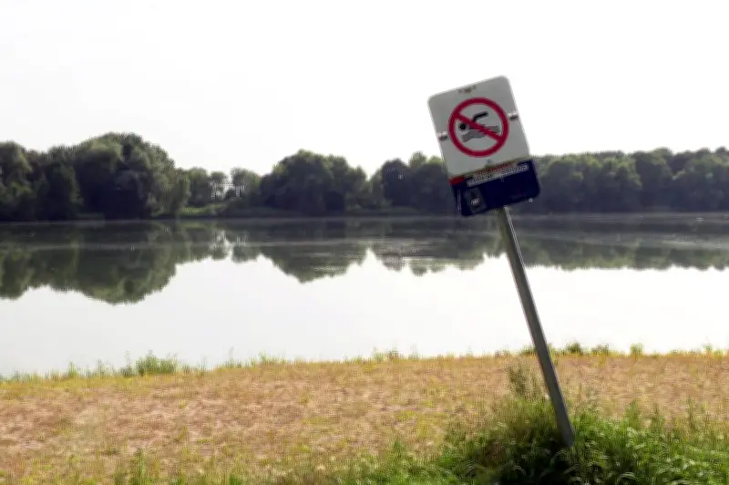 Eichbaumsee erneut wegen Blaualgen gesperrt: Sechsfacher Grenzwert