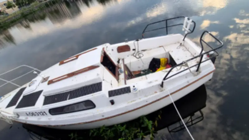 Gammelboot „Große Freiheit“ bereitet Schweriner Behörden große Mühe