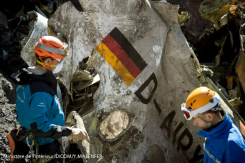 Germanwings-Absturz: Angehörige klagen auf Schadenersatz vor Gericht