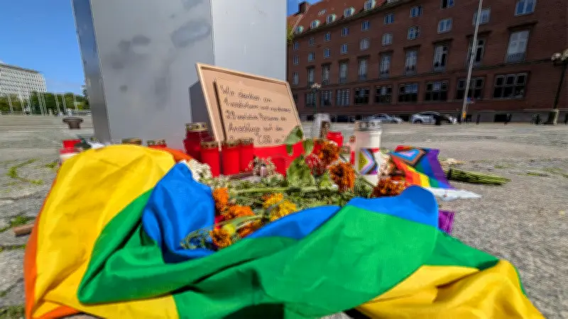 Nach Anschlag auf Berliner CSD: Mahnwachen in Schleswig-Holstein