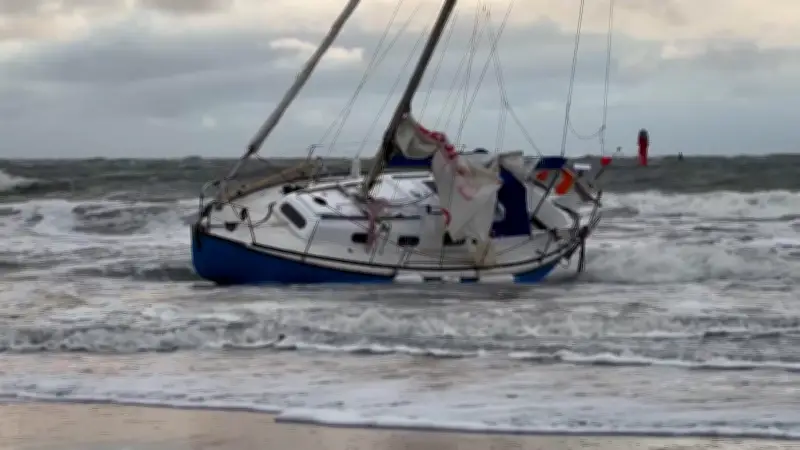 Rettungsaktion vor Norderney: Segler von Buhne befreit