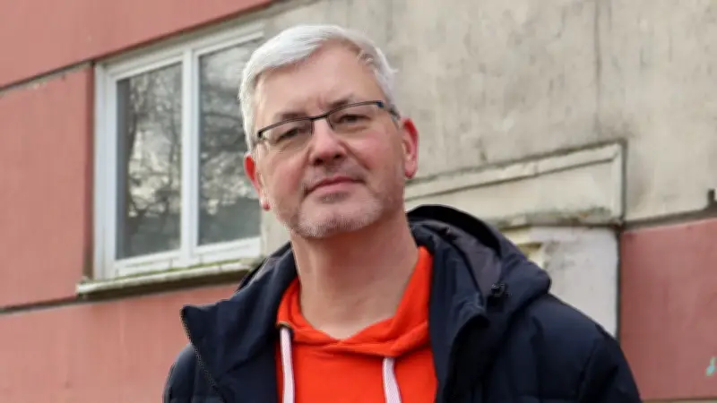 SPD-Fraktion Schwerin: Daniel Meslien neuer Vorsitzender, Stühlerücken geht weiter