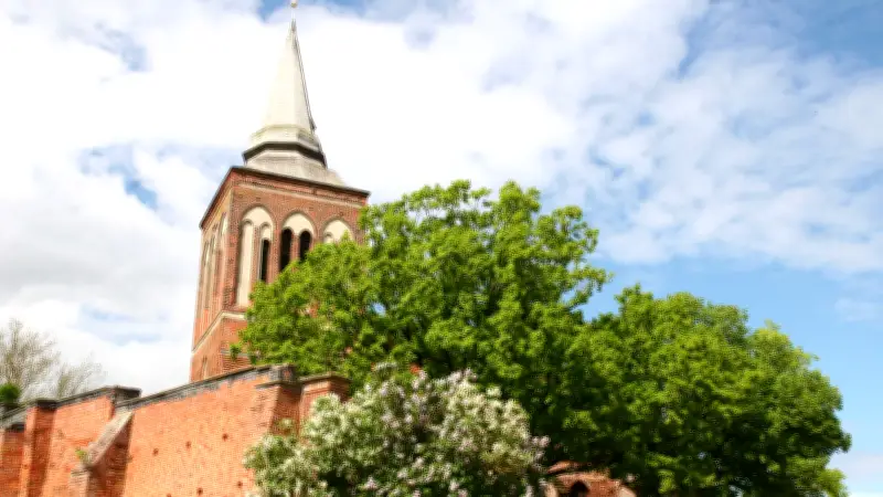 Ukrainische Gruppe Classic Review spielt in Lassaner Kirche