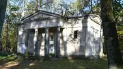 Autorenkreis Prenzlau liest im Mausoleum Koblentz