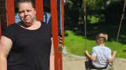 Drei Generationen unter einem Dach: Pflegemutter Judith Below gibt vier Kindern ein Zuhause
