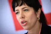 Elif Eralp: Nach CSD-Anschlag keine übereilten Gesetzesverschärfungen