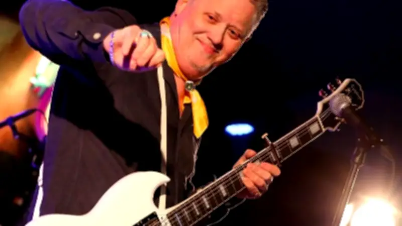 305. Hofkonzert in Klein Trebbow: Big Joe Louis bringt Blues-Groove