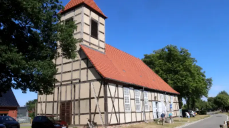 Ausstellung in Leopoldshagen zeigt Facetten des Altwerdens