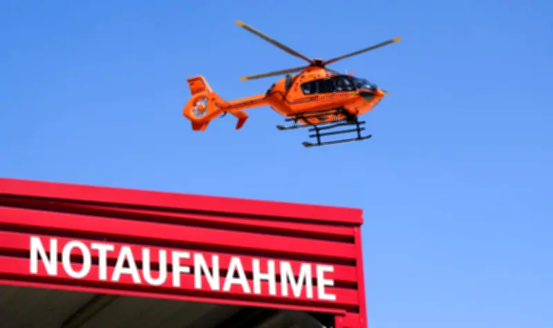 Auto stürzt Böschung hinab – vier Schwerverletzte auf A20 bei Grimmen