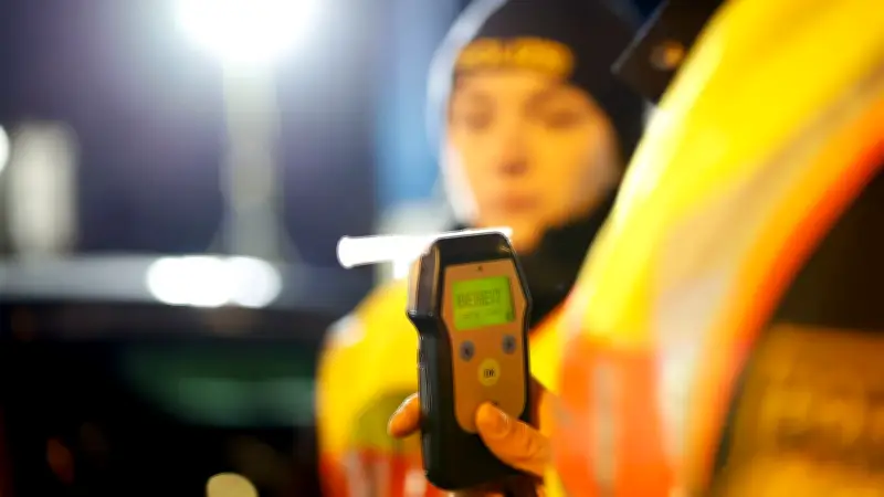 Betrunkener Traktorfahrer auf A19 bei Glasewitz gestoppt