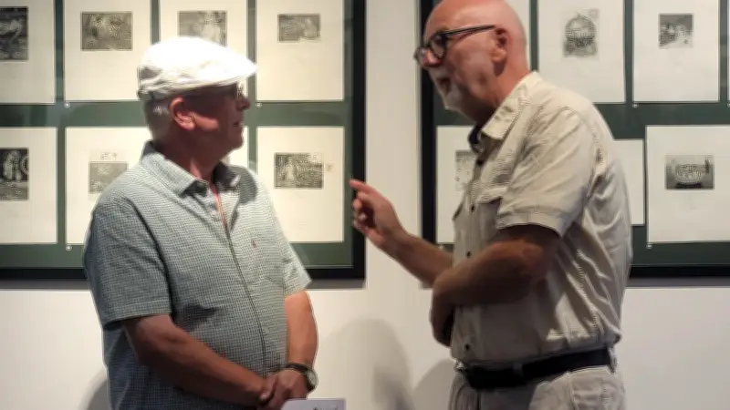 Druckgrafiken zwischen Traum und Realität: Neue Ausstellung auf der Schlossinsel