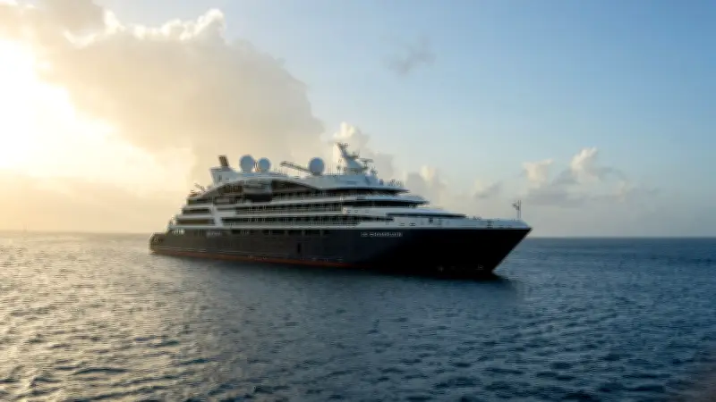 Erstmals: Französische Kreuzfahrtyacht „Le Champlain“ in MV-Häfen
