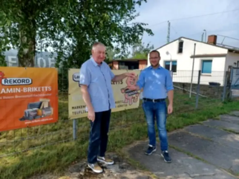 Familienbetrieb in Ducherow: Vierte Generation übernimmt Brennstoffhandel