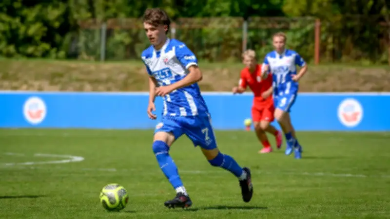 Hansa Rostocks U17 startet mit 2:0-Sieg in die neue Saison