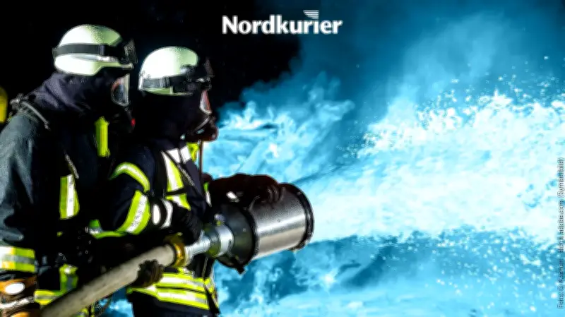 Küchenbrand in Neubrandenburg: Bewohnerin im Krankenhaus