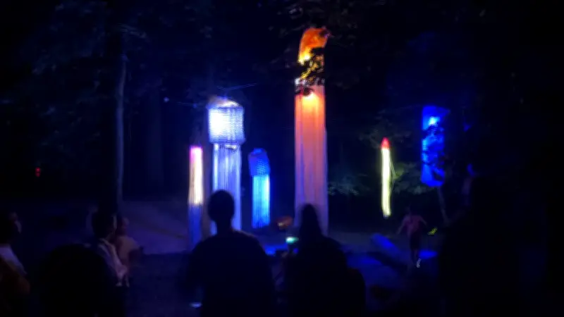 Lichterfest Dreilützow: Tausende Besucher im Zauberwald
