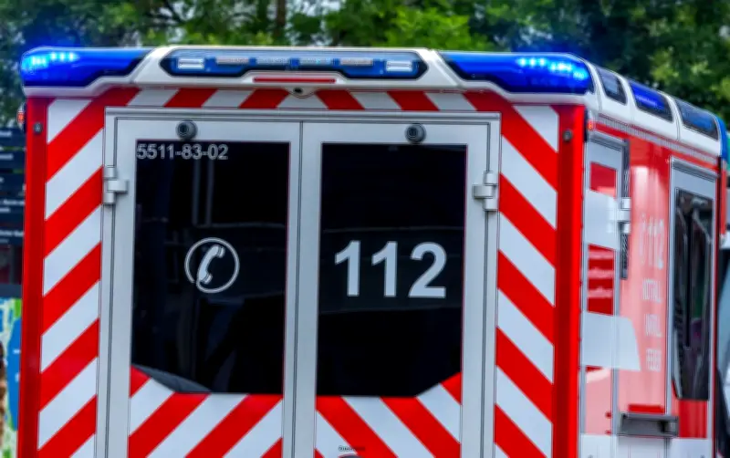 Motorradfahrer bei Unfall auf B105 schwer verletzt