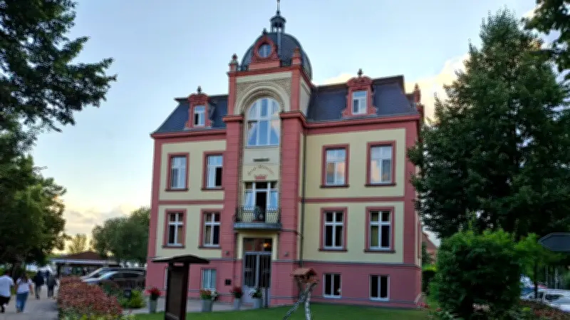Müritz: Mehrere Hotels und Pensionen in Waren stehen zum Verkauf