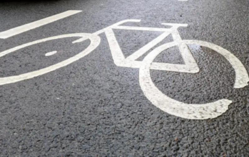 Neuer Fahrradweg zwischen Mueßer Bucht und Zippendorf ab Oktober
