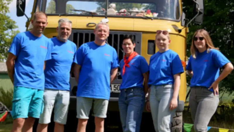 Oldtimertreffen in Frauenmark: Hunderte Klassiker und Rekordandrang