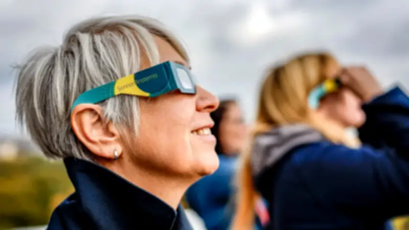 Partielle Sonnenfinsternis: Sternwarte lädt zum gemeinsamen Blick in den Himmel