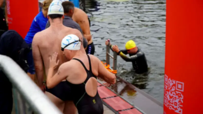 Peene-Schwimmen beim Hansefest Anklam wegen Blaualgen abgesagt