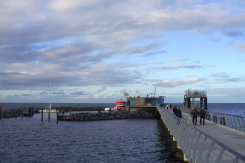 Prerow: Positive Bilanz für Seebrücke und Inselhafen