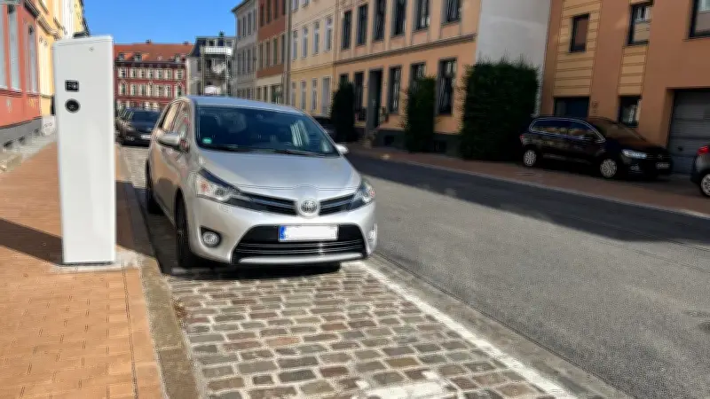 Schwerin: 20 neue Ladesäulen für Elektroautos genehmigt