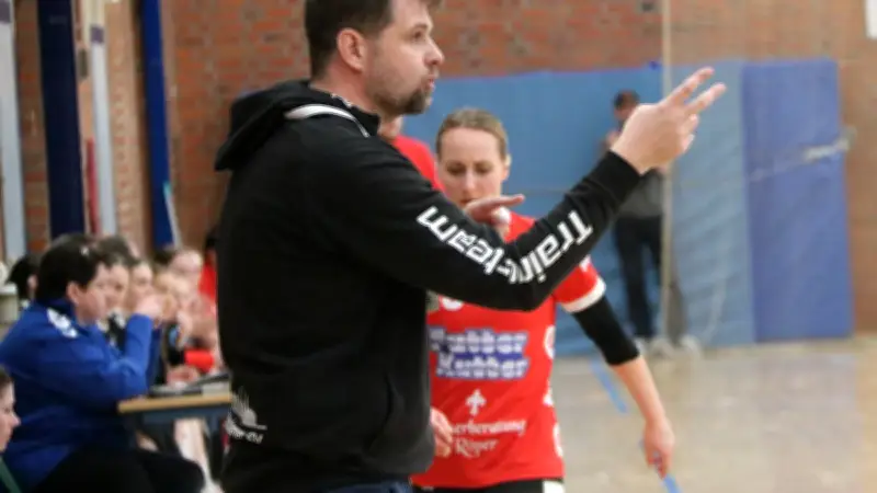 Stavenhagens Handballerinnen: Drei Siege beim Berlin-Turnier