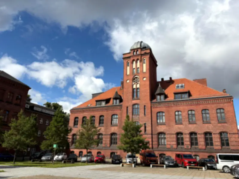 Sternwarte Greifswald öffnet Kuppel zur Sonnenfinsternis