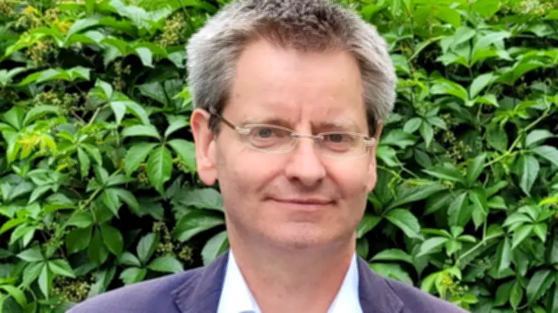 True Crime in Boizenburg: Autor Bert Lingnau liest auf der Minna