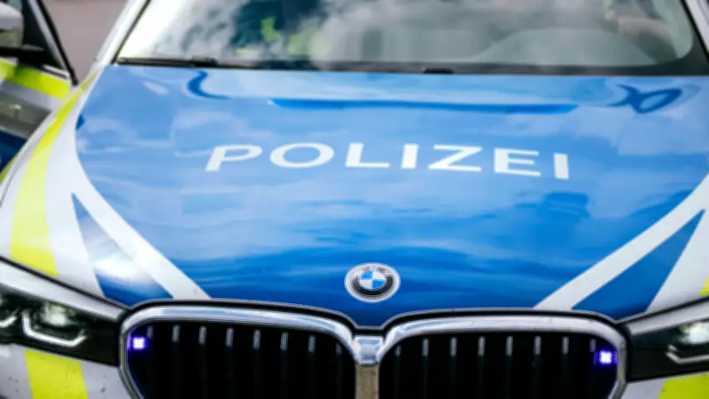 Unfall auf A24 bei Hoort: Drei Menschen verletzt