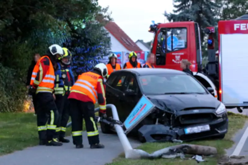 Unfall bei Wolgast: 32.500 Euro Schaden nach Überholmanöver