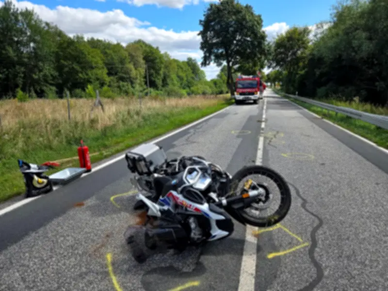 Unfall in Rosenow: Zwei Motorradfahrer stoßen beim Überholen zusammen
