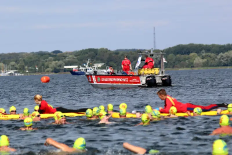 Vilmschwimmen auf Rügen: Justus Teröde siegt in Lauterbach