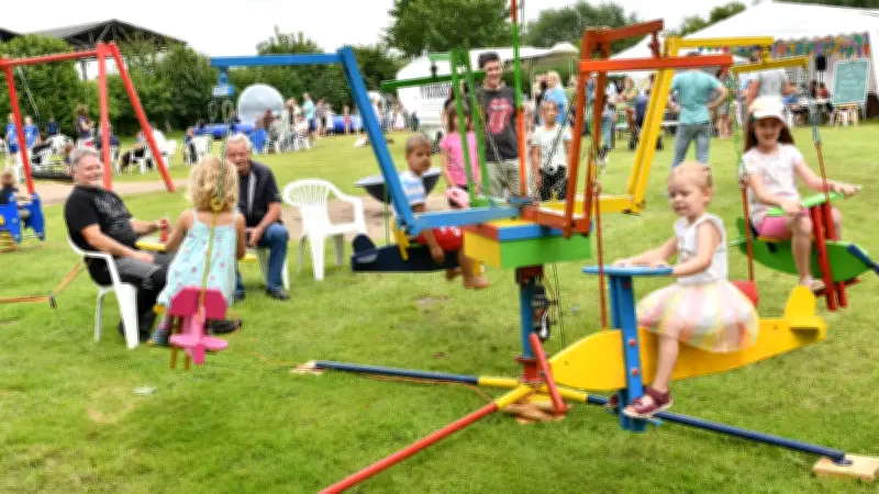 Vitense sucht den stärksten Krieger beim Dorffest mit Kinderkarussell