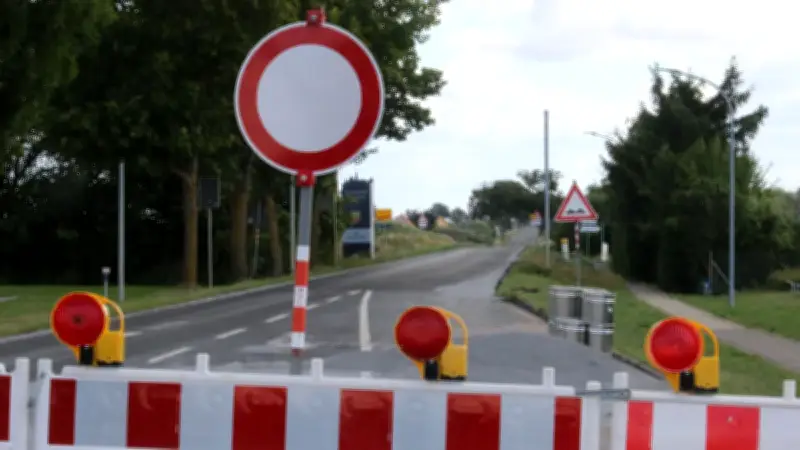 Vollsperrung der B110 endet planmäßig zum Schulstart