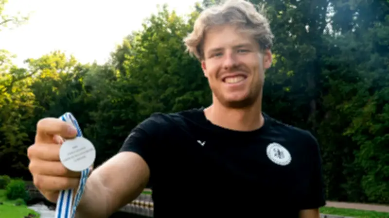 Vom Kanuten zum Vizeweltmeister: Paavo Schewes Wunderjahr im Ruderboot