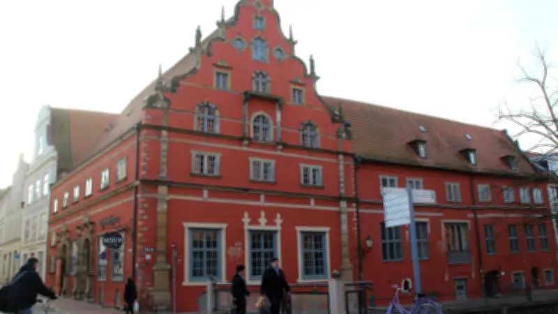 Wasserschaden im Schabbell: Museum in Wismar schränkt Ausstellungen ein
