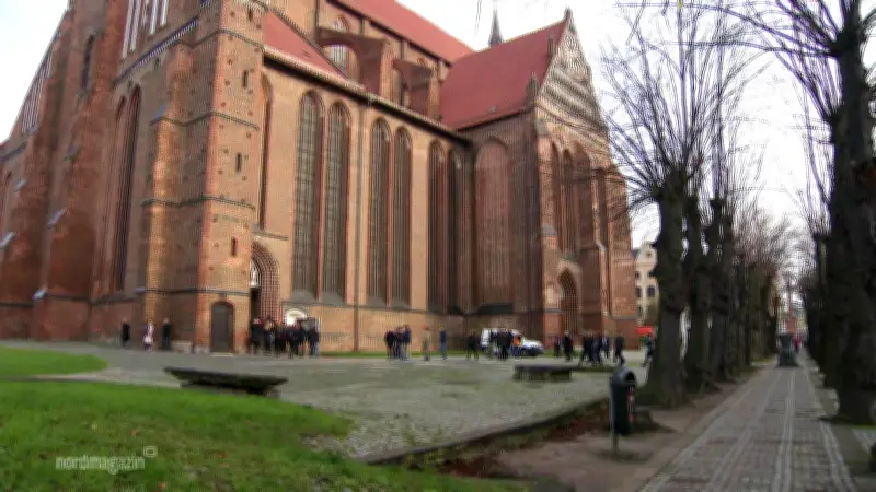 Wismar: Wandmalerei "Wurzel Jesse" wird restauriert