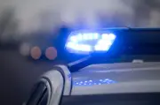 Auto stößt auf Rügen mit voll besetztem Reisebus zusammen