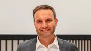 Enrico Schult: AfD-Spitzenkandidat mit radikalen Positionen