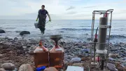 KI liest in Warnow-Wasser: Durchbruch bei Mikroben-Analyse
