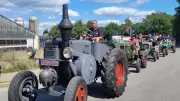 Oldtimer-Treff in Alt Schwerin: Kult-Traktoren und Prototypen begeistern