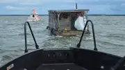 Seenotretter Ueckermünde: Hausboot gerammt, Surfer gerettet