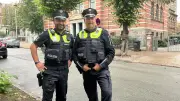 Stadt und Polizei appellieren an Eltern: Weniger Elterntaxis vor Schweriner Schulen