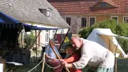 Wikingerfest in Malchow: Schaukampf und Puppentheater, doch das Schiff fehlte