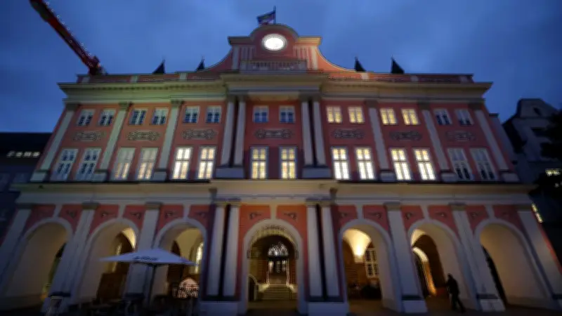 Demokratie-Spurensuche: Rundgang durch Rostock am 7. Oktober